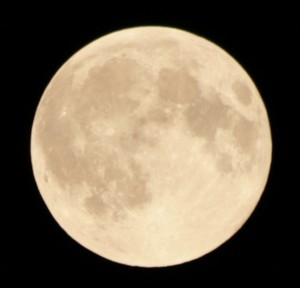 moon-080509